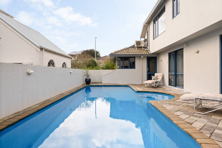 Photo of property in 33 Munro Place, Flagstaff, Hamilton, 3210