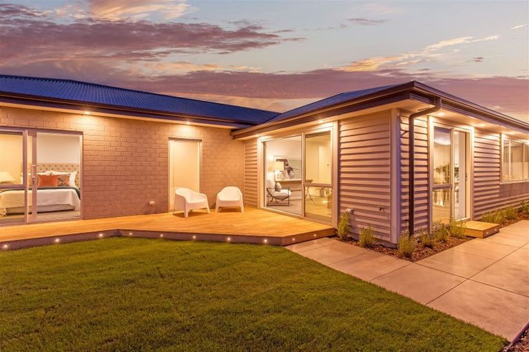 Photo of property in 87 Leistrella Road, Hoon Hay, Christchurch, 8025