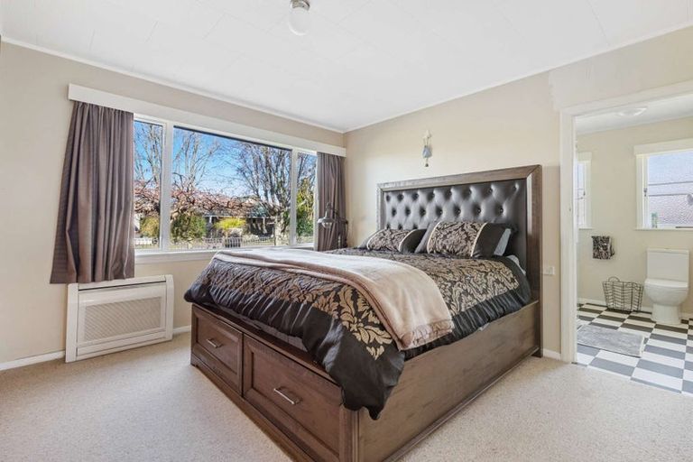 Photo of property in 6 Larch Street, Victoria, Rotorua, 3010