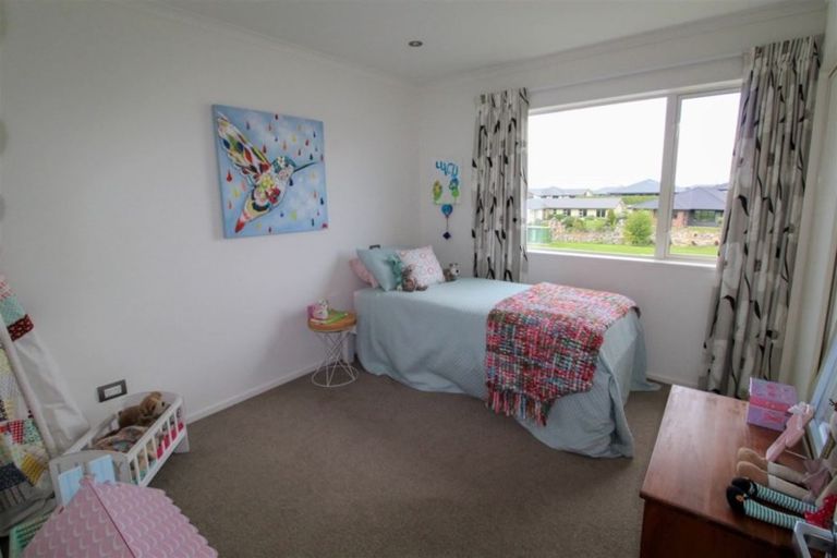 Photo of property in 8 Meadowstone Street, Gleniti, Timaru, 7910