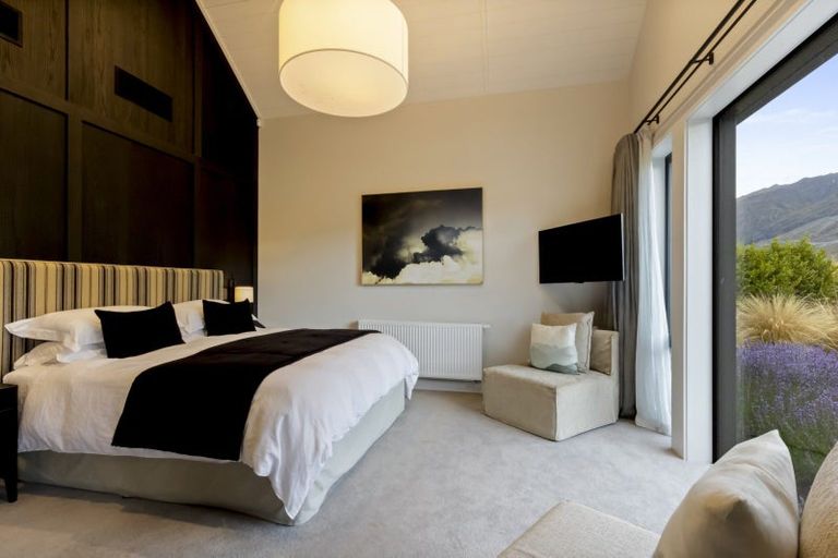 Photo of property in Millbrook Resort, 2 Dalgleish Lane, Arrowtown, 9371