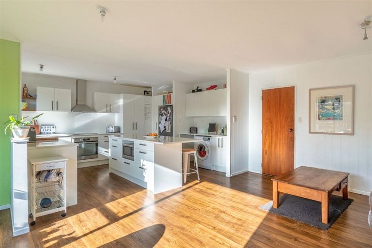 Photo of property in 61a Callender Terrace, Paraparaumu Beach, Paraparaumu, 5032