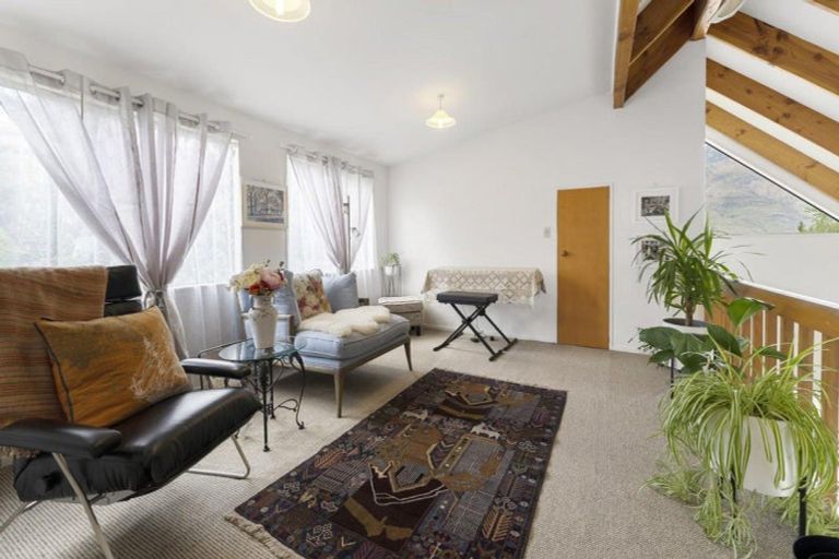 Photo of property in 25c Williams Street, Sunshine Bay, Queenstown, 9300