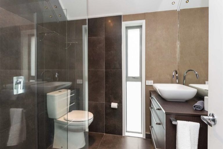 Photo of property in 3/132 Leinster Road, Merivale, Christchurch, 8014