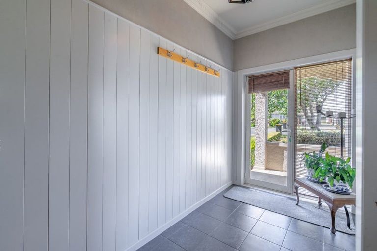 Photo of property in 20 Queen Street, Winton, 9720