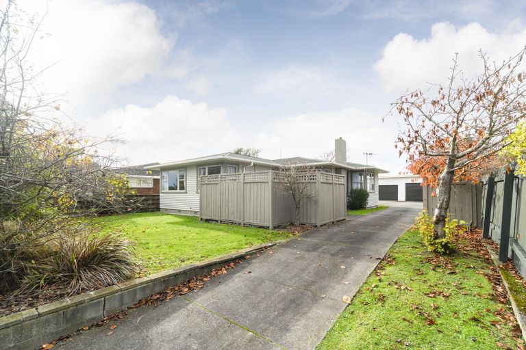 Photo of property in 76 Watershed Road, Bunnythorpe, Palmerston North, 4470