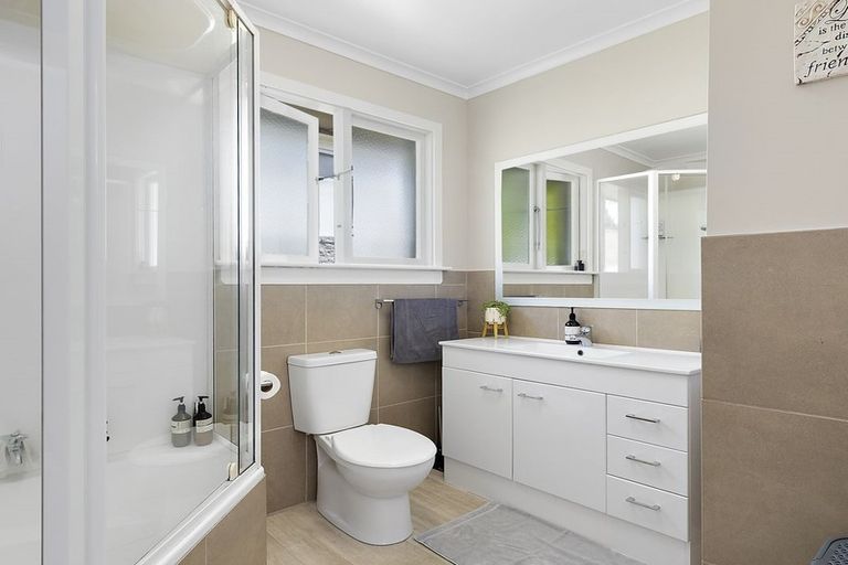 Photo of property in 70 Koremata Street, Green Island, Dunedin, 9018