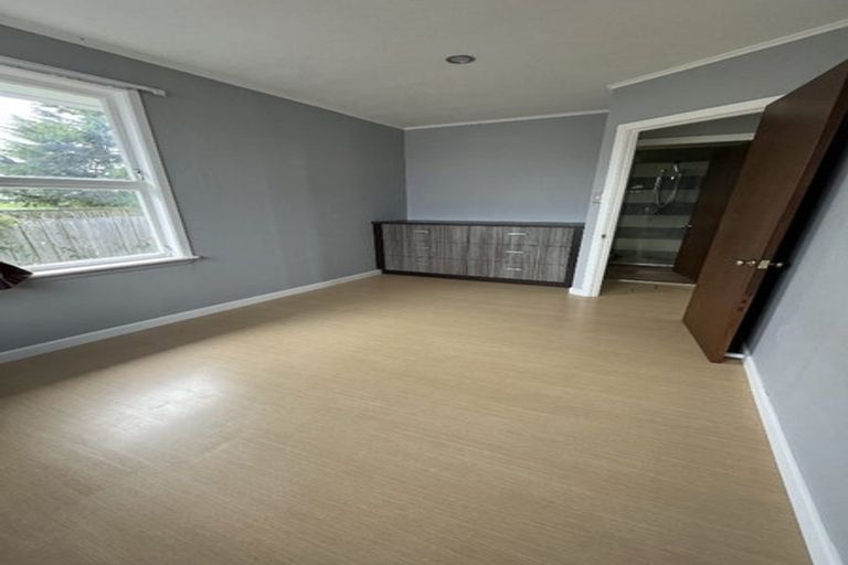 Photo of property in 29 Jupiter Street, Rosehill, Papakura, 2113