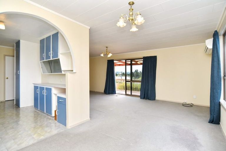 Photo of property in 9 Oxford Street, Waikari, 7420