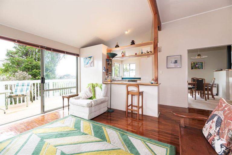 Photo of property in 2/16 Zion Road, Birkenhead, Auckland, 0626