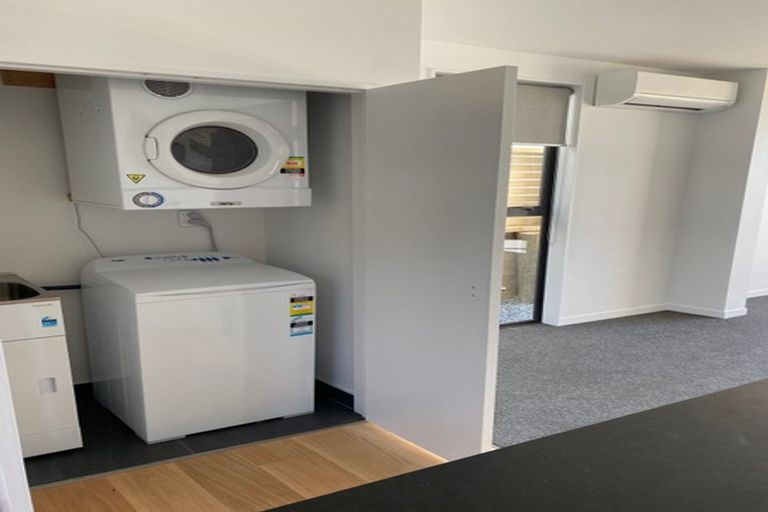 Photo of property in 7/52 High Street, Island Bay, Wellington, 6023