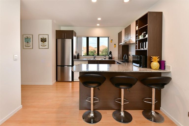 Photo of property in 30 Waterside Crescent, Gulf Harbour, Whangaparaoa, 0930