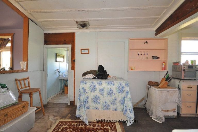 Photo of property in 153 Pahi Road, Pahi, Paparoa, 0571