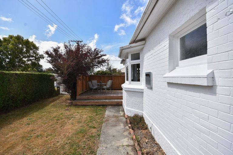 Photo of property in 19 Burns Street, Milton, 9220