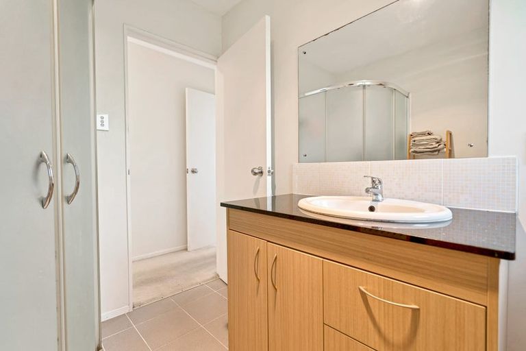 Photo of property in 246 Te Atatu Road, Te Atatu South, Auckland, 0610