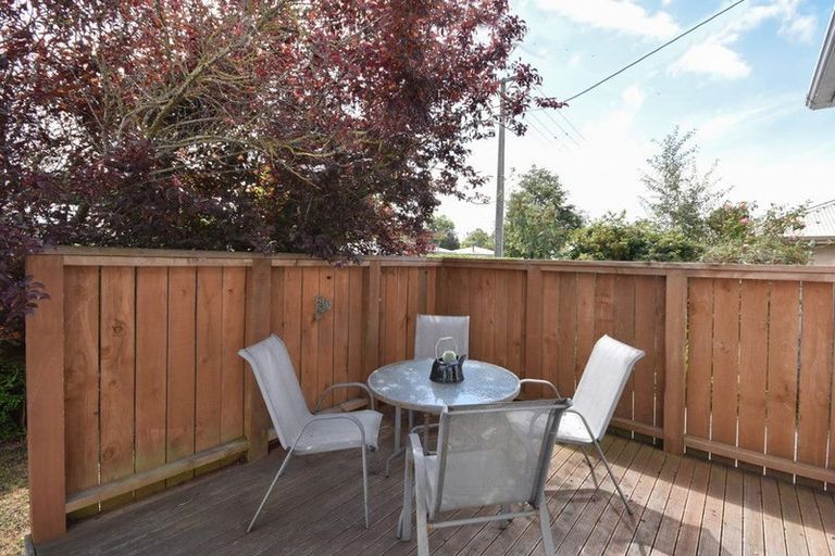 Photo of property in 19 Burns Street, Milton, 9220