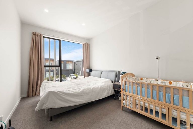 Photo of property in 12 Porowha Road, Westgate, Auckland, 0814