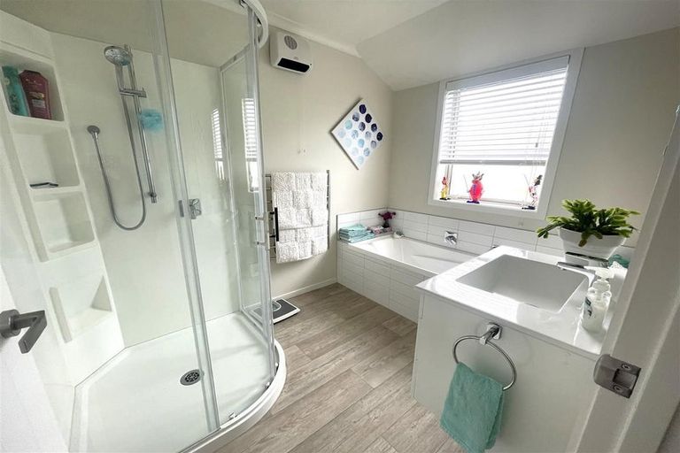 Photo of property in 19 Eric Batchelor Place, Waimate, 7924