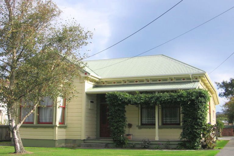 Photo of property in 1/9 Trevethick Grove, Woburn, Lower Hutt, 5010