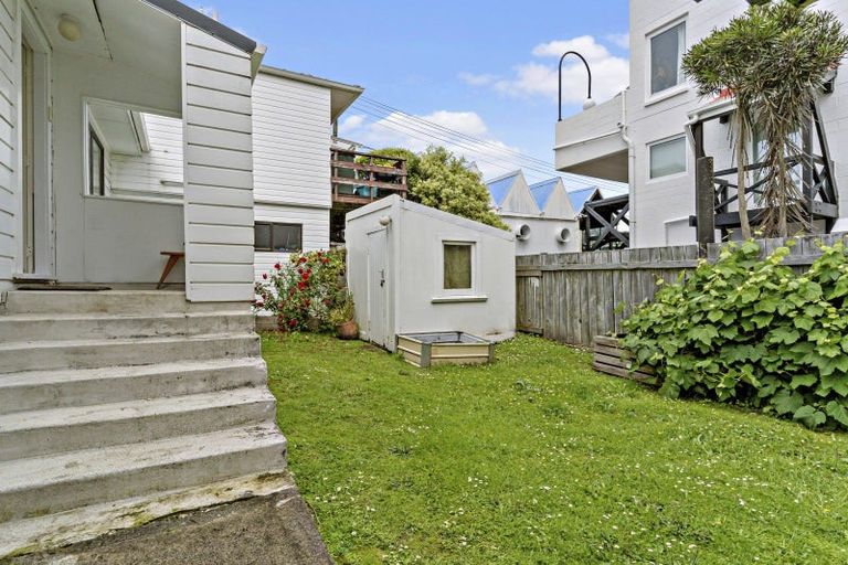 Photo of property in 19 Tapiri Street, Hataitai, Wellington, 6021