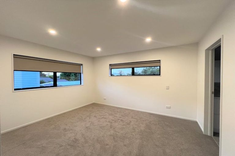 Photo of property in 30c Durham Street, Te Atatu Peninsula, Auckland, 0610