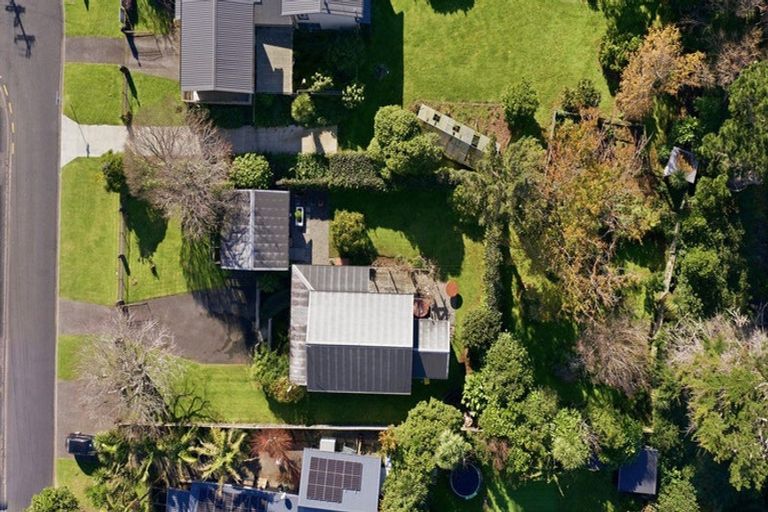 Photo of property in 29 Donnelly Street, Oakura, 4314