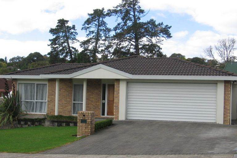 Photo of property in 30 Milan Drive, Glen Eden, Auckland, 0602