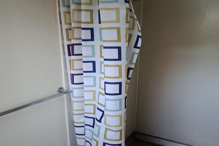 Photo of property in 53 Hawker Street, Mount Victoria, Wellington, 6011