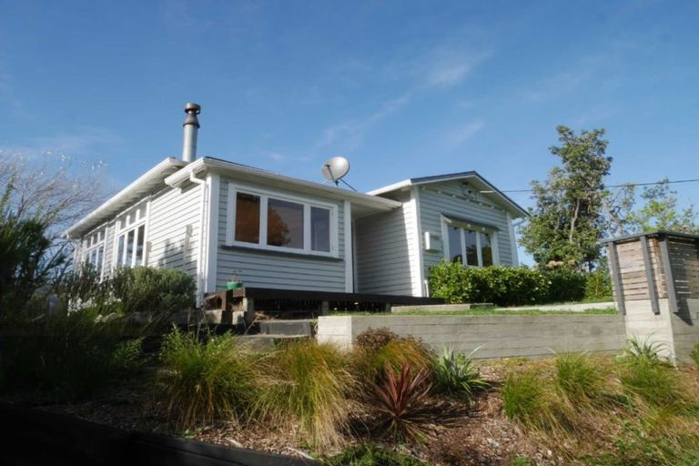 Photo of property in 62 Renown Road, Raumati South, Paraparaumu, 5032