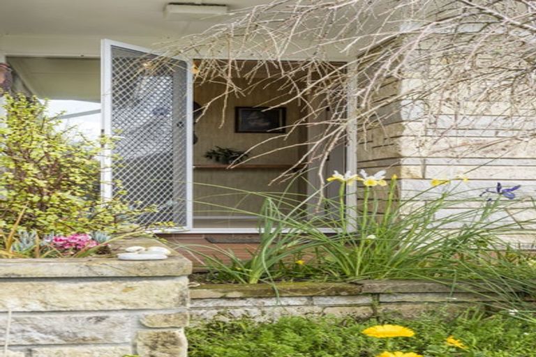 Photo of property in 21 Marywil Crescent, Hillcrest, Auckland, 0627