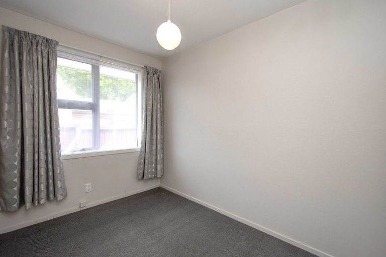 Photo of property in 1/363 Withells Road, Avonhead, Christchurch, 8042