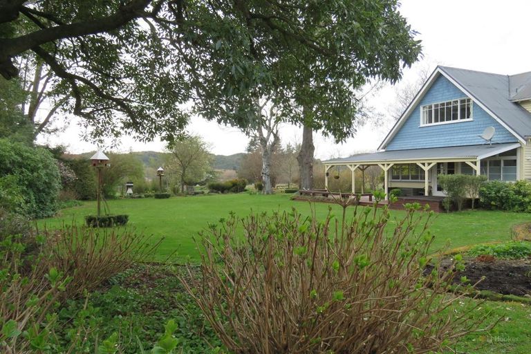 Photo of property in 104 School Road, Pleasant Valley, Geraldine, 7991