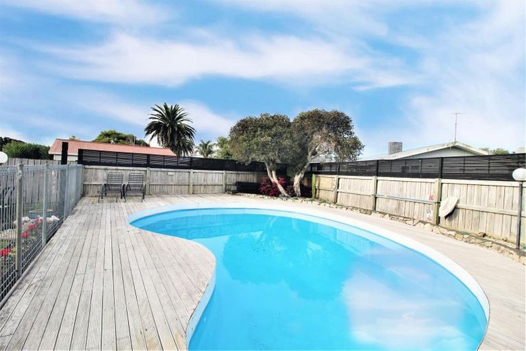 Photo of property in 18 Hawea Place, Tikipunga, Whangarei, 0112