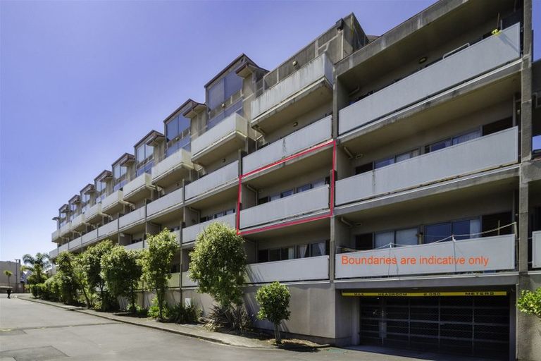 Photo of property in 9d/30 Westward Ho, Glen Eden, Auckland, 0602