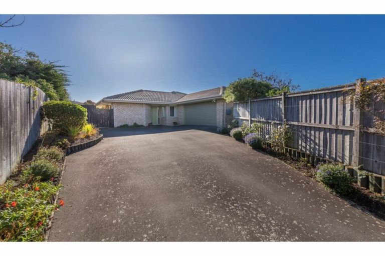 Photo of property in 21b Pine Avenue, New Brighton, Christchurch, 8061