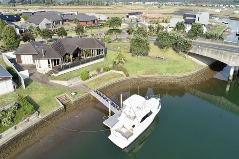 Photo of property in 1 Leeward Drive, Whitianga, 3510