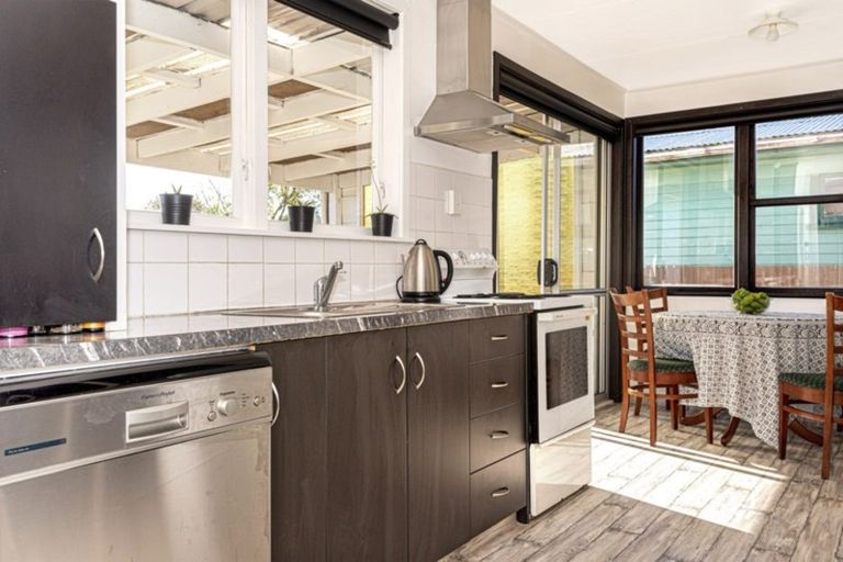 Photo of property in 57 Wildish Street, Outer Kaiti, Gisborne, 4010