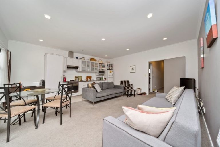 Photo of property in 9/38 Maratahu Street, Westown, New Plymouth, 4310