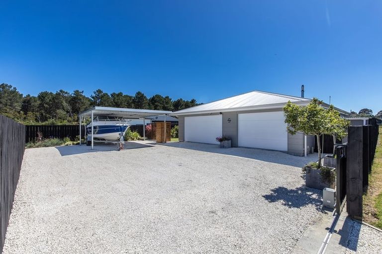 Photo of property in 5 Kohuhu Place, Motuoapa, 3382