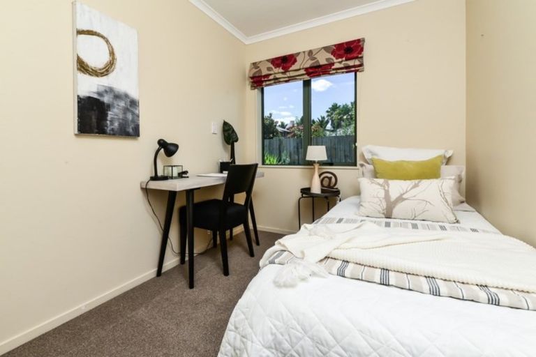 Photo of property in 66 Cairns Crescent, Rototuna, Hamilton, 3210