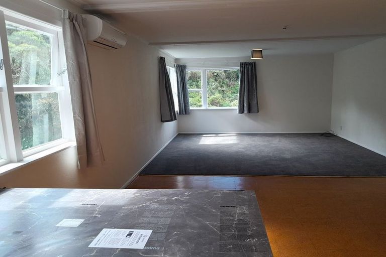 Photo of property in 157 Parkvale Road, Karori, Wellington, 6012