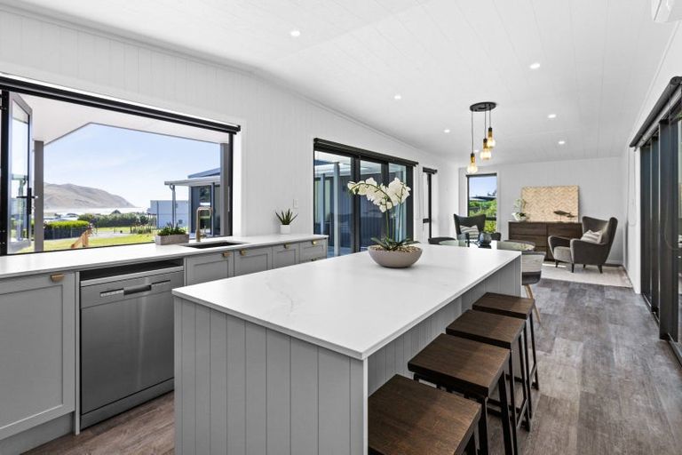 Photo of property in 4a Shoal Beach Road, Aramoana, Omakere, 4271