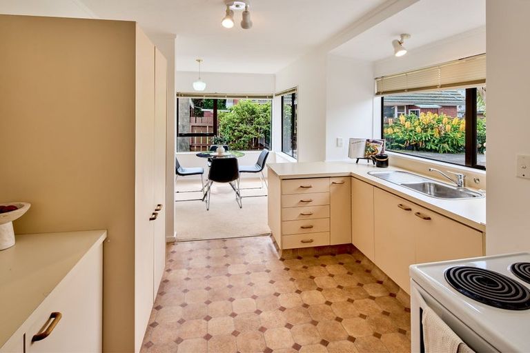 Photo of property in 219c Main Road, Tawa, Wellington, 5028