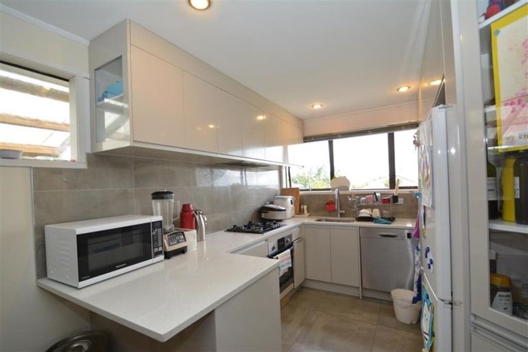 Photo of property in 56 Hollyford Drive, Clover Park, Auckland, 2105