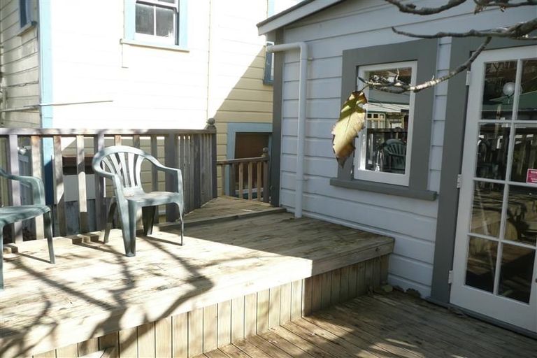 Photo of property in 15 Nairn Street, Mount Cook, Wellington, 6011