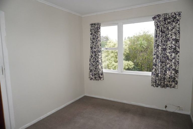 Photo of property in 4 Ondine Place, Glenfield, Auckland, 0629
