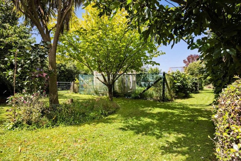 Photo of property in 18b Weld Street, Normanby, Hawera, 4614