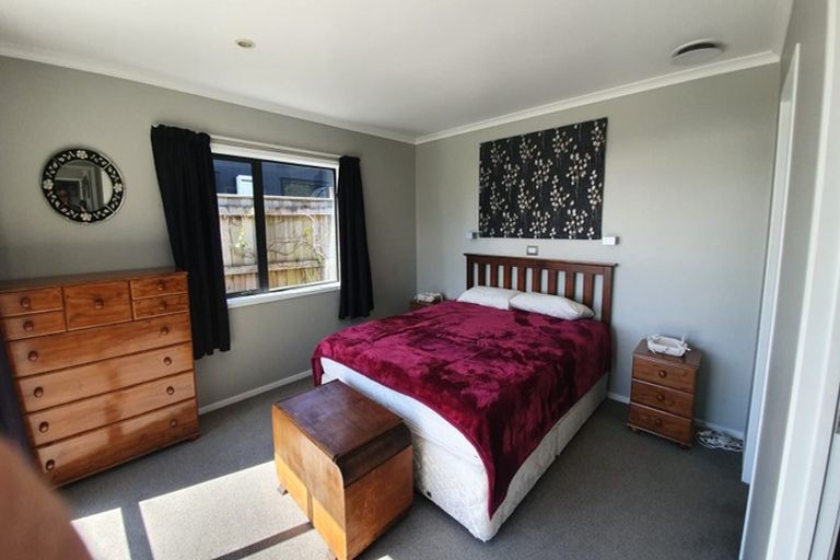 Photo of property in 58 Alberta Road, Glen Avon, New Plymouth, 4312