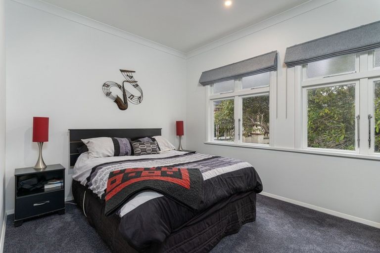 Photo of property in 2a Lansdowne Crescent, Lansdowne, Masterton, 5810