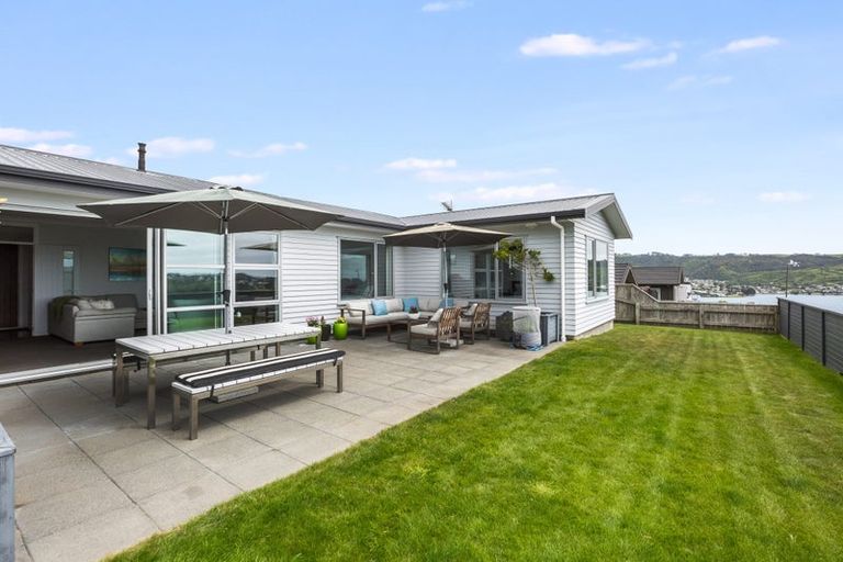 Photo of property in 10 Wangapeka Way, Aotea, Porirua, 5024